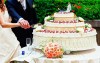 Ý nghĩa cắt bánh cưới và rót sâm banh là như thế nào?