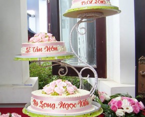 Những mẫu bánh cưới 3 tầng rời đẹp và lãng mạn nhất