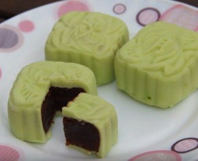 Cách làm bánh trung thu vị matcha thơm ngon đúng điệu