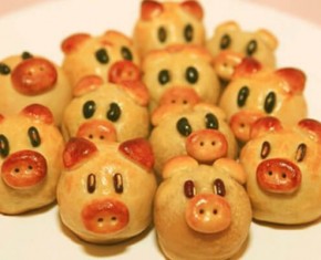 Cách làm bánh trung thu con heo tại nhà ngộ nghĩnh cho bé