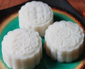 Bột bánh dẻo là bột gì? Cách làm bánh dẻo bằng bột nếp sống