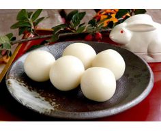 Ở Nhật có bánh trung thu không? Bánh trung thu Nhật trông ra sao?